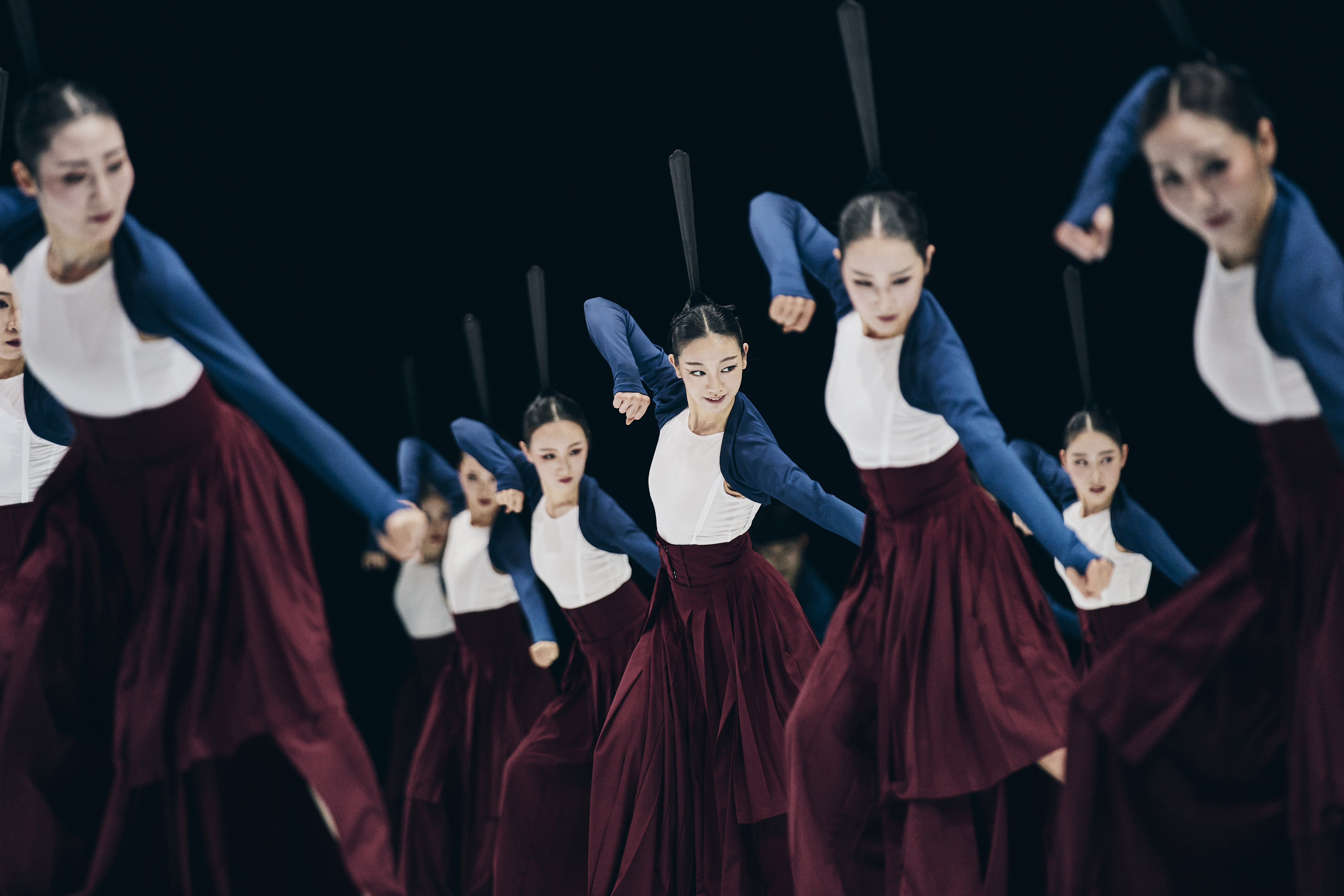 일무 포스터 이미지